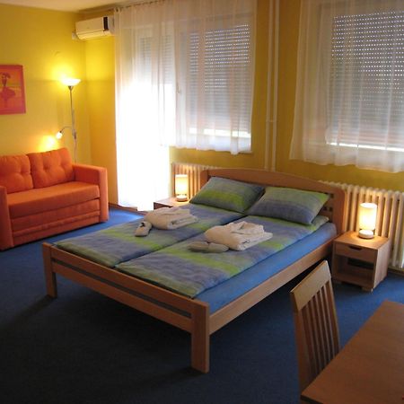 Spirit Hostel And Apartments Beograd Ngoại thất bức ảnh