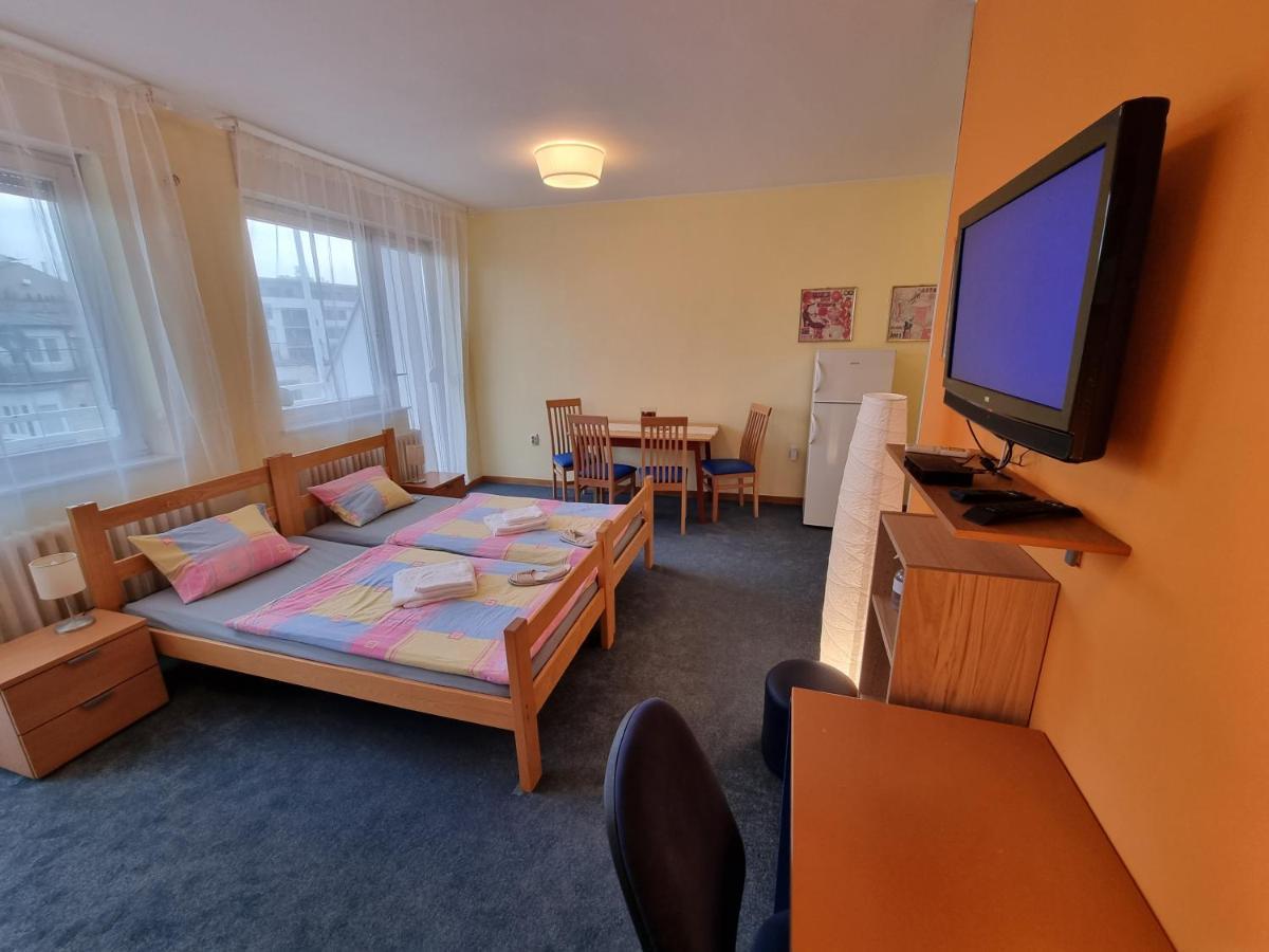 Spirit Hostel And Apartments Beograd Ngoại thất bức ảnh