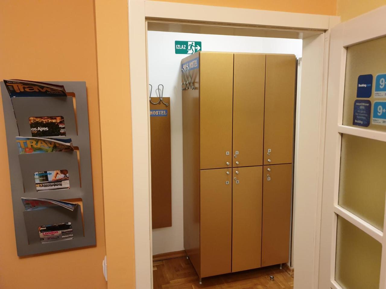 Spirit Hostel And Apartments Beograd Ngoại thất bức ảnh