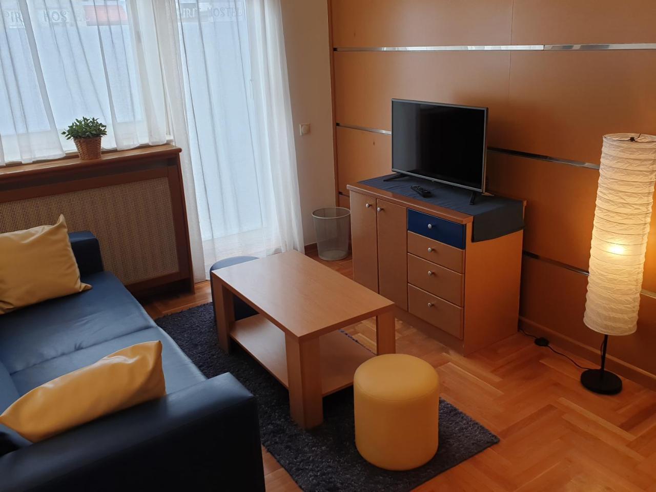 Spirit Hostel And Apartments Beograd Ngoại thất bức ảnh