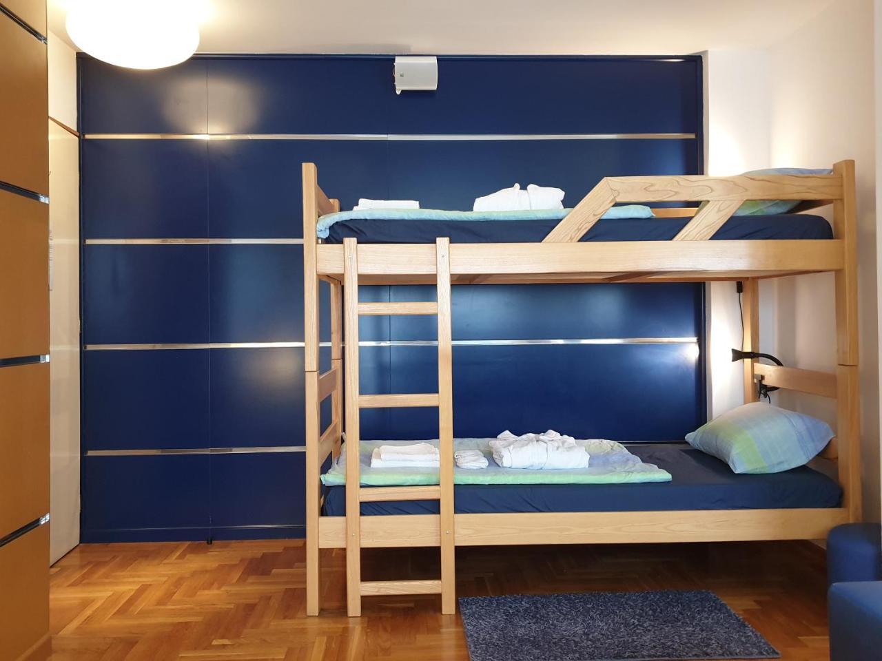 Spirit Hostel And Apartments Beograd Ngoại thất bức ảnh
